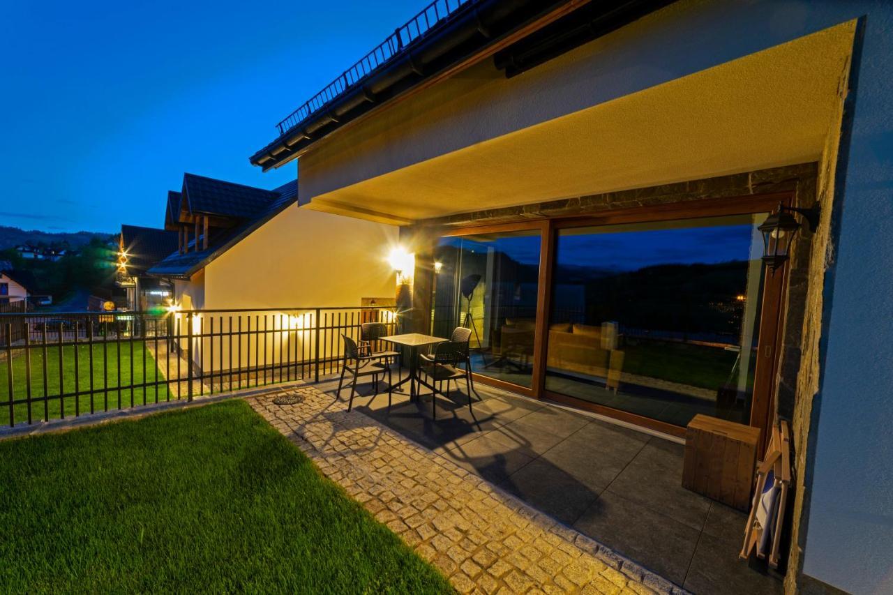 Two-Bedroom House,1108099428:JPEG