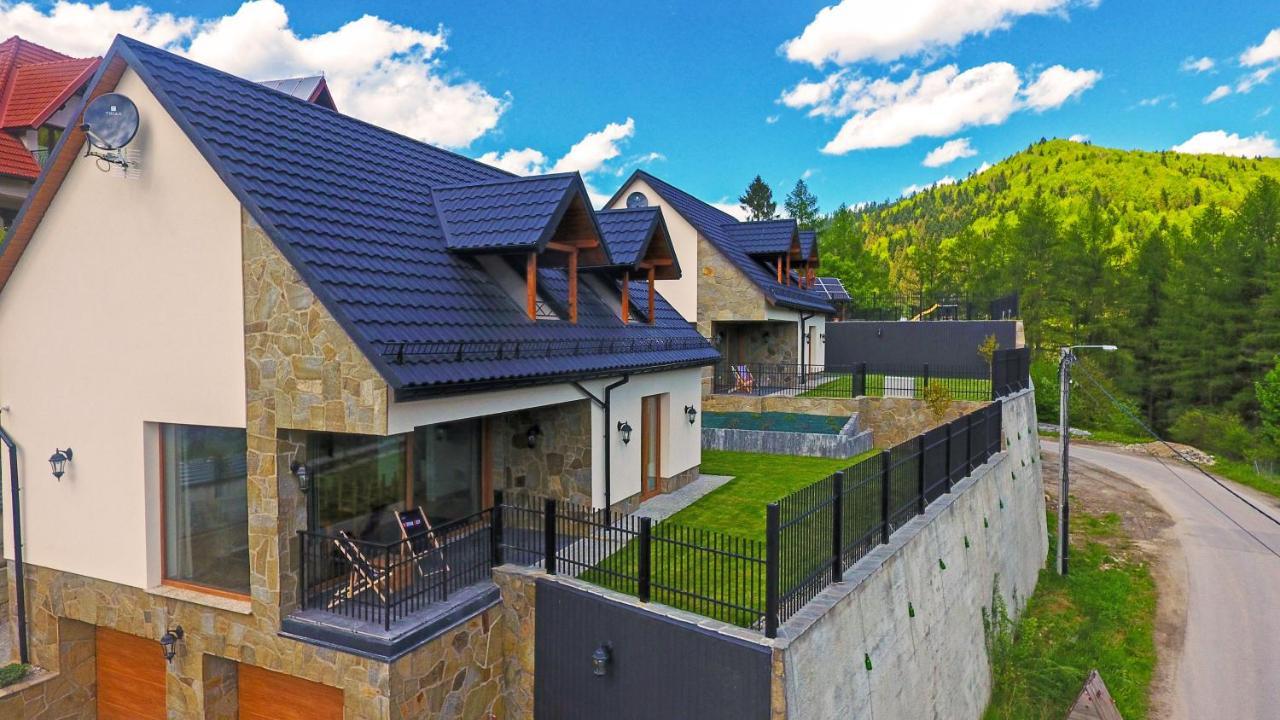 Two-Bedroom House,1108099446:JPEG