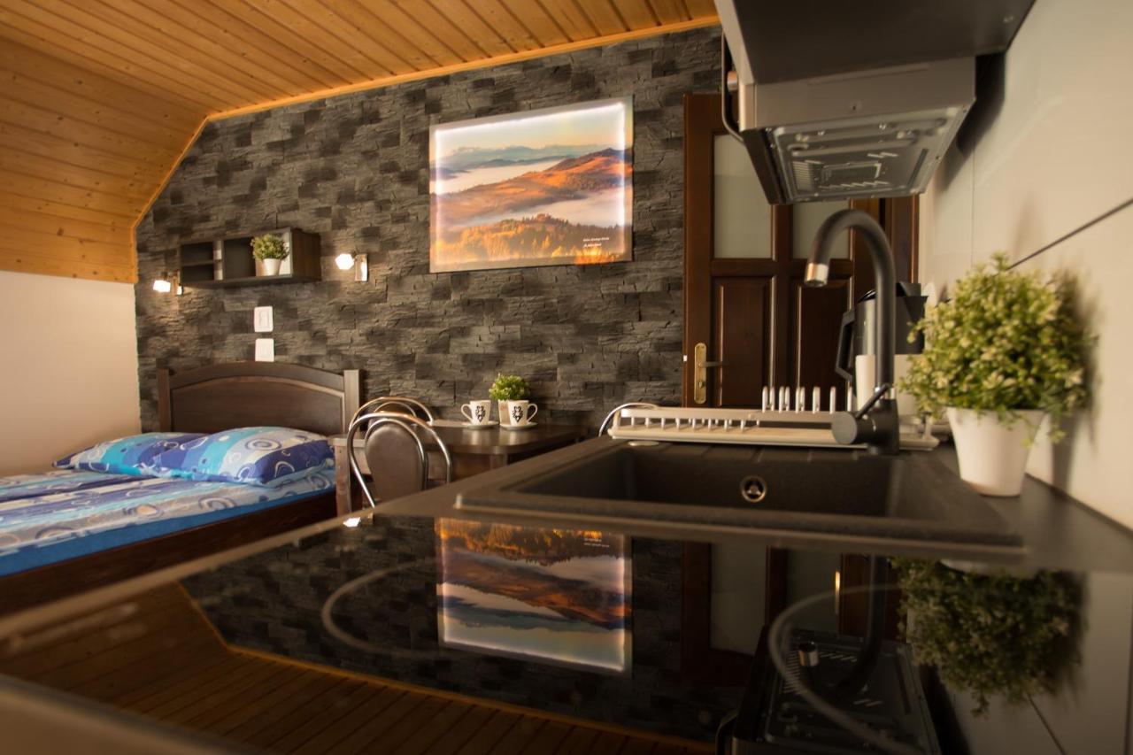 Studio with Balcony,1165364577:JPEG