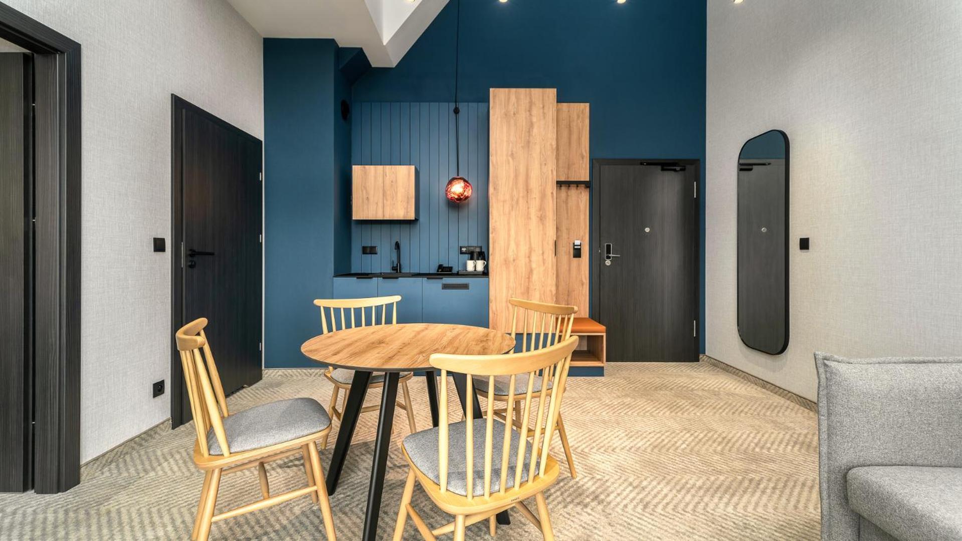 One-Bedroom Apartment,1562344933:JPEG