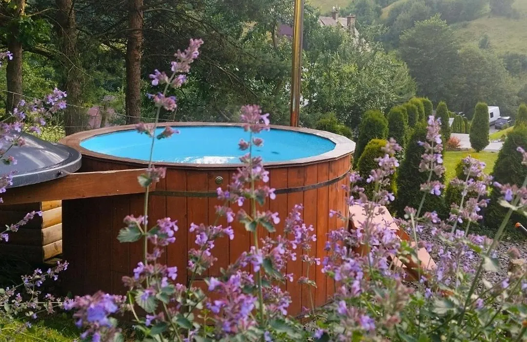 Domek Sielski Zakątek Pieniny ruska bania z jacuzzi-1