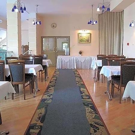 Hotel Carmen-3