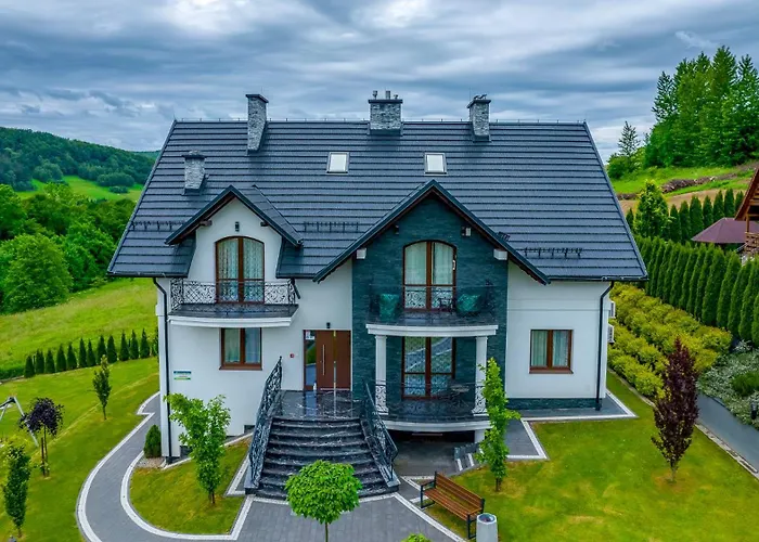 Jaworina- Apartamenty, Domki i Pokoje Solina 